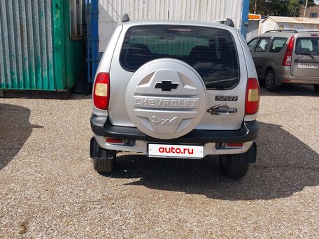 2003 Chevrolet Niva I, серебристый, 275000 рублей, вид 2