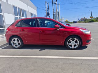 2011 Citroen C4 II, красный, 800000 рублей, вид 2