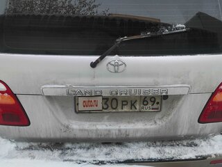 1999 Toyota Land Cruiser 100 Series, серебристый, 2490000 рублей, вид 2