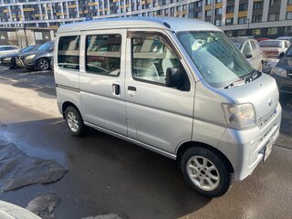2017 Daihatsu Hijet 4AT X, серебристый, 600000 рублей, вид 3