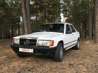 1984 Mercedes-Benz 190 (W201), белый, 500000 рублей, вид 2