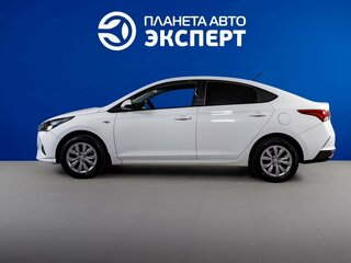 2020 Hyundai Solaris II Рестайлинг, белый, 1430000 рублей, вид 4