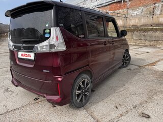 2020 Mitsubishi Delica D:2 III, красный, 1400000 рублей, вид 3