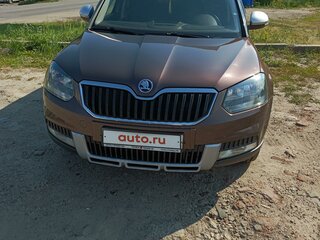 2015 Skoda Yeti I Рестайлинг, коричневый, 1100000 рублей, вид 1