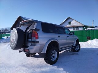 2003 Mitsubishi Challenger I Рестайлинг, серый, 1200000 рублей, вид 3