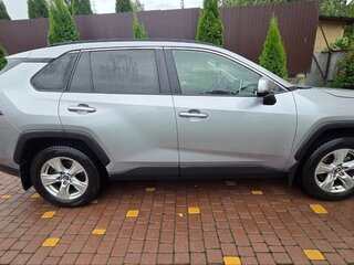 2019 Toyota RAV4 V (XA50), серый, 3000000 рублей, вид 3