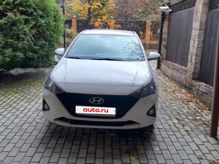 2021 Hyundai Solaris II Рестайлинг, белый, 1150000 рублей, вид 2