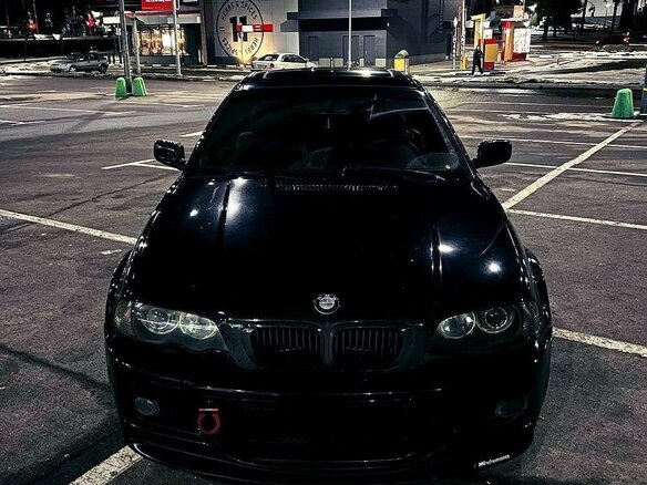 2002 BMW 3 серии 330i IV (E46), чёрный - вид 1