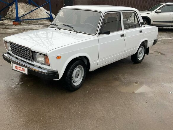 2008 Lada (ВАЗ) 2107, белый - вид 1