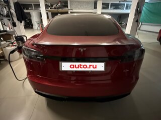 2021 Tesla Model S Plaid I Рестайлинг 2, красный, 7800000 рублей, вид 3