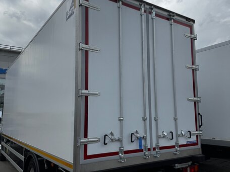 2026 Sinotruk Howo 4X2, белый, 8950000 рублей, вид 3
