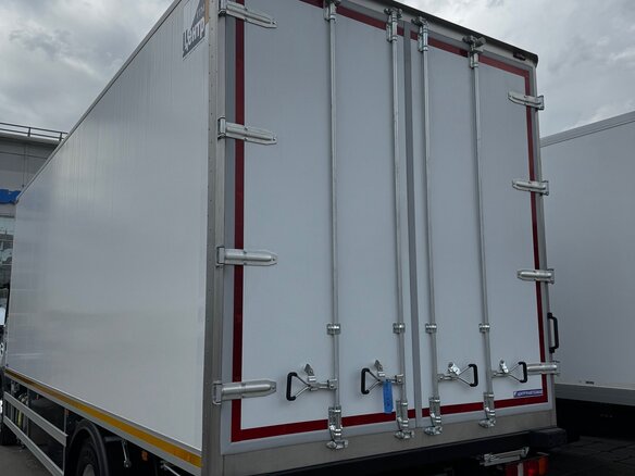2026 Sinotruk Howo 4X2, белый, 8950000 рублей - вид 2