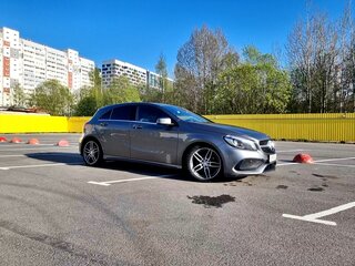 2016 Mercedes-Benz A-Класс 180 III (W176) Рестайлинг, серый, 1880000 рублей, вид 2