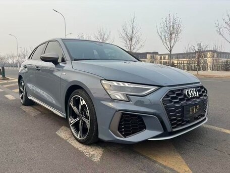 2022 Audi A3 Sportback 35 TFSI IV (8Y), серый, 1793000 рублей, вид 1
