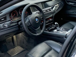 2010 BMW 7 серии Long 730Ld V (F01/F02/F04), чёрный, 1500000 рублей, вид 3