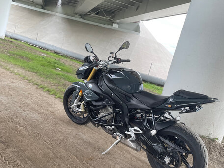 2017 BMW S 1000 R, серый, 1000000 рублей, вид 5