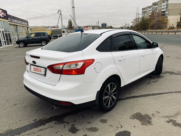 2013 Ford Focus III, белый, 1070000 рублей - вид 2
