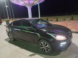 2020 Kia Rio IV, чёрный, 1700000 рублей, вид 5