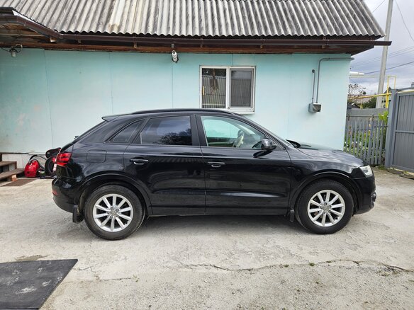 2014 Audi Q3 I (8U), чёрный, 1600000 рублей - вид 3
