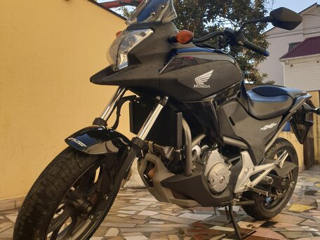2012 Honda NC 700X, чёрный, 650000 рублей, вид 1