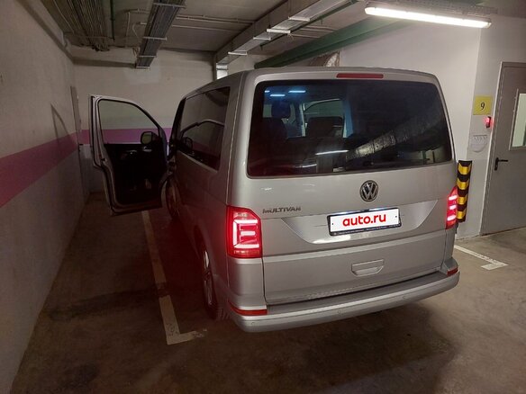 2019 Volkswagen Multivan T6, серебристый, 6100000 рублей - вид 3