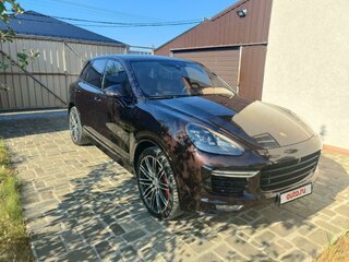 2016 Porsche Cayenne GTS II Рестайлинг (958), коричневый, 5100000 рублей, вид 4