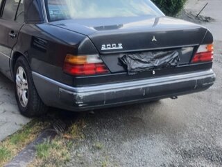1988 Mercedes-Benz W124 200, чёрный, 490000 рублей, вид 4
