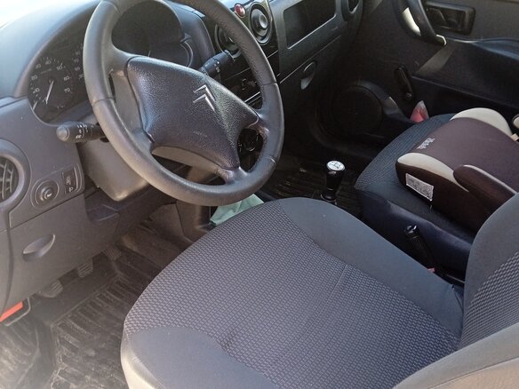 2011 Citroen Berlingo I Рестайлинг, белый, 380000 рублей - вид 5