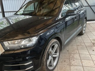 2017 Audi Q7 II (4M), чёрный, 4900000 рублей, вид 3