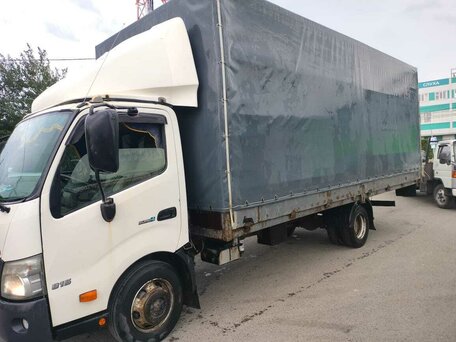 2012 Hino Series 300 (Dutro), белый, 1700000 рублей, вид 2