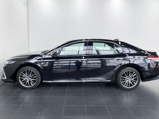 2023 Toyota Camry VIII (XV70) Рестайлинг, чёрный, 4100000 рублей, вид 5