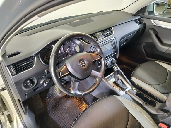 2013 Skoda Octavia III (A7), серебристый - вид 9