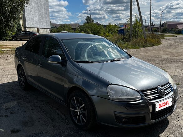2008 Volkswagen Jetta V, серый, 450000 рублей - вид 3