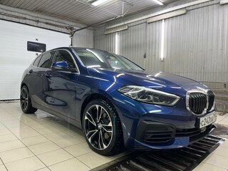 2020 BMW 1 серии 118d III (F40), синий, 2850000 рублей, вид 1