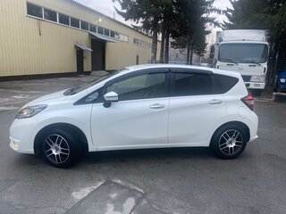 2019 Nissan Note II Рестайлинг, белый, 1250000 рублей, вид 4