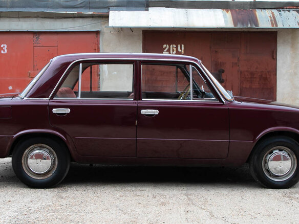 1971 Lada (ВАЗ) 2101, пурпурный, 1800000 рублей - вид 6