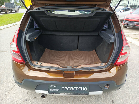 2013 Renault Sandero Stepway I, коричневый, 690000 рублей - вид 9