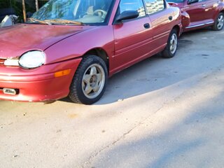 1994 Dodge Neon I, красный, 180000 рублей, вид 1