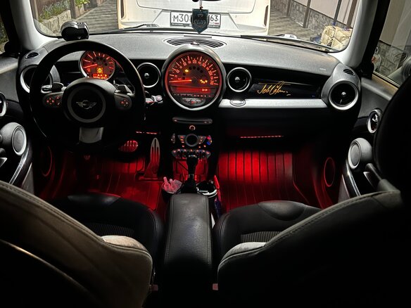 2008 Mini Hatch Cooper S II (R56), серый, 899000 рублей - вид 8