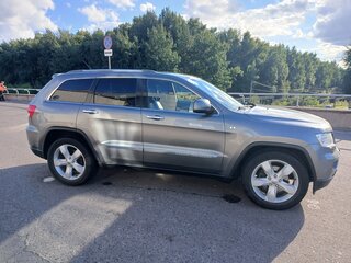 2011 Jeep Grand Cherokee IV (WK2), серый, 1300000 рублей, вид 4