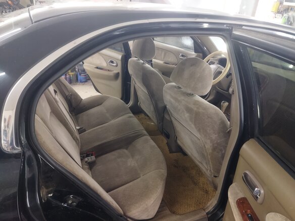2002 Kia Magentis I, чёрный, 100000 рублей - вид 9