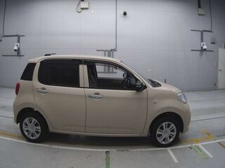2016 Toyota Passo III, бежевый, 630000 рублей, вид 3