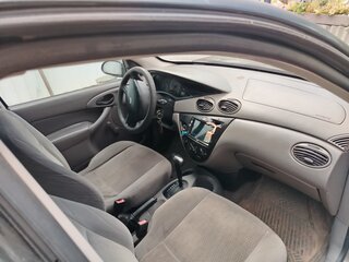 2000 Ford Focus I (North America), чёрный, 190000 рублей, вид 4