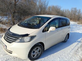 2010 Honda Freed I, белый, 1250000 рублей, вид 2