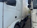 2005 Volvo FH, белый, 4300000 рублей - вид 2