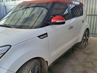 2018 Kia Soul II Рестайлинг, белый, 1450000 рублей, вид 3