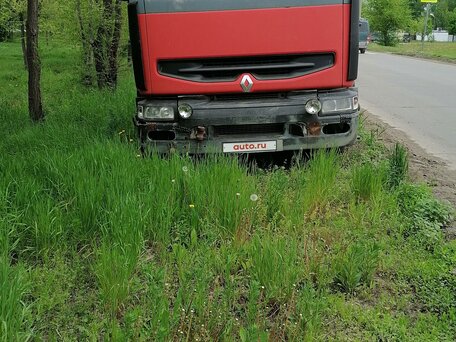 1998 Renault Premium, красный, 499000 рублей, вид 3