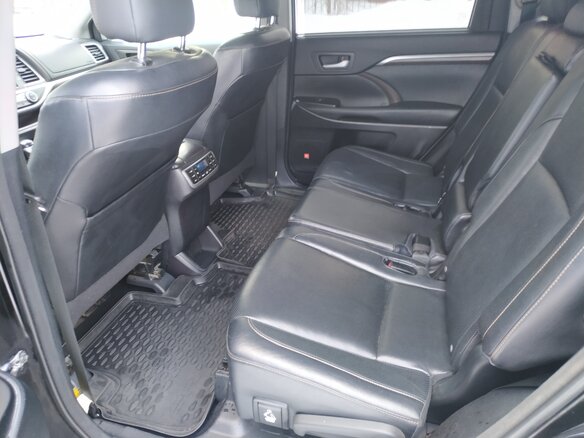 2014 Toyota Highlander III (XU50), чёрный - вид 13