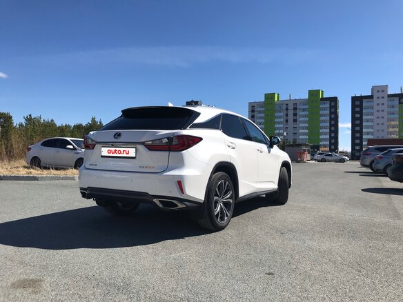 2017 Lexus RX 200t IV, белый, 4550000 рублей - вид 2