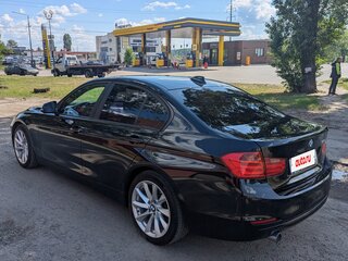 2013 BMW 3 серии 320i VI (F3x), чёрный, 1700000 рублей, вид 4